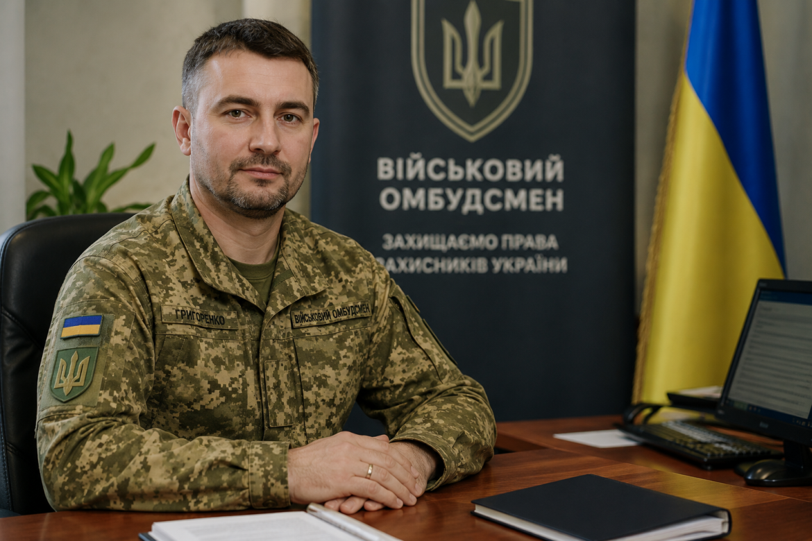Портрет військового омбудсмена України у робочому кабінеті
